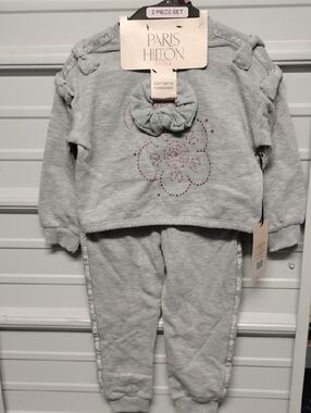 Paris Hilton Girls Gray Two-Piece Sweat Set with Hair Scrunchie